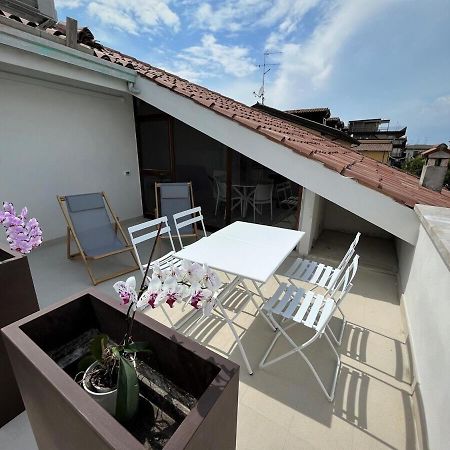 Appartement Attico Lilium à Peschiera del Garda Extérieur photo